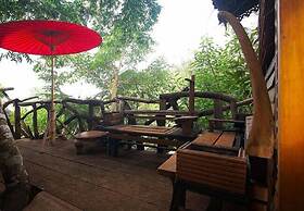 Pai Treehouse Resort