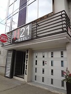 Hotel H21