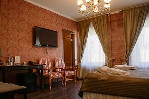 Hotel 1913 Year