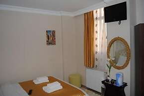 Lotus Hotel