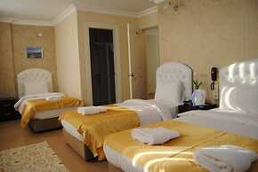 Lotus Hotel