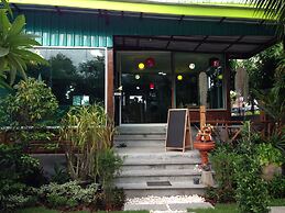 Samui Poshtel