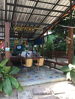 Samui Poshtel