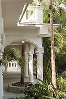 Eden Resort