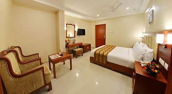 Metro Grand Hotel
