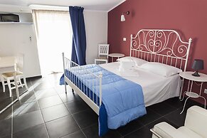Ascot Hotel
