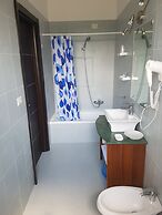 Ascot Hotel
