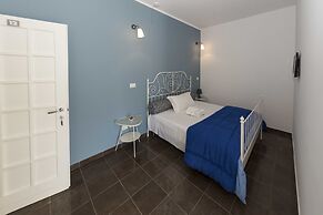 Ascot Hotel