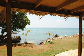 Luna Sea Inn