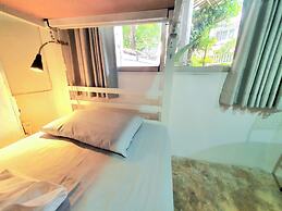 Home16 Hostel 16