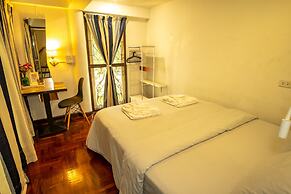 Home16 Hostel 16