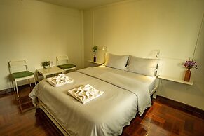 Home16 Hostel 16