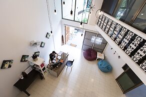 Home16 Hostel 16