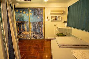 Home16 Hostel 16