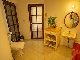 Home16 Hostel 16