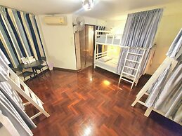 Home16 Hostel 16