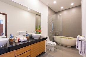 Villa La Sirena 4 by Nagisa Bali