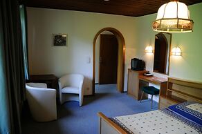 Strandhotel Weyregg