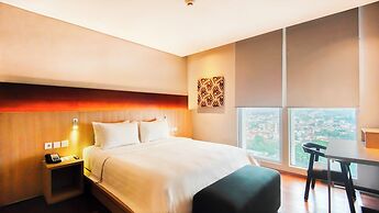 Ra Premiere Simatupang