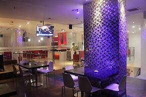 Redstar Hotel