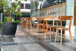 Redstar Hotel