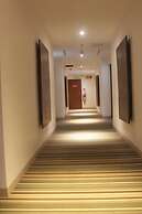 Redstar Hotel