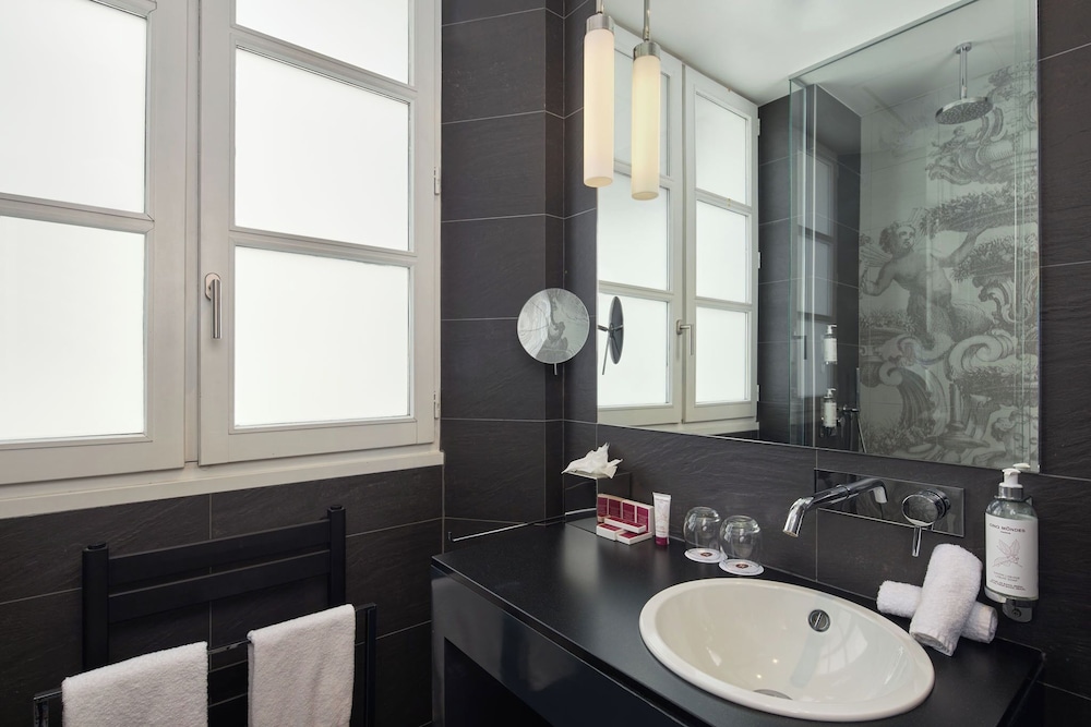 Hôtel La Lanterne & Spa By Timhotel