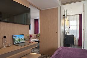 Hôtel La Lanterne & Spa By Timhotel