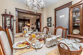 Ambiance by the Falls B&B