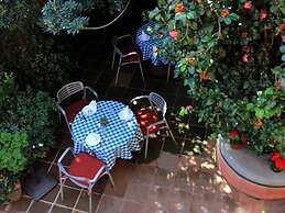 Casa Abierta