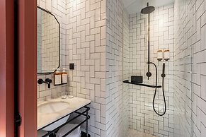 COQ Hotel Paris