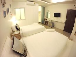 At We Patong hostel