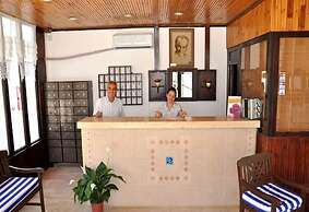 Jarra Hotel