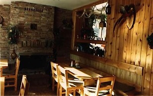 H & H Restaurant and Resort Cottages