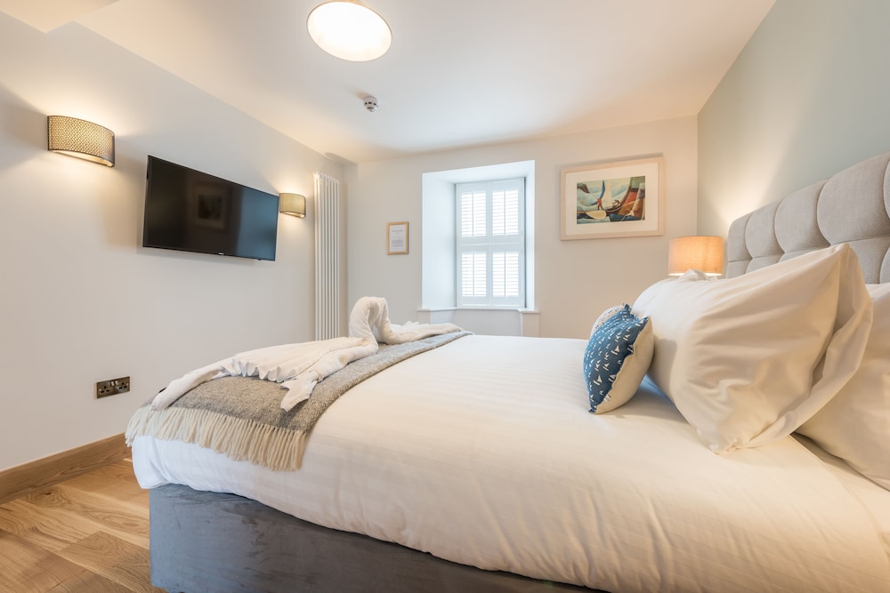 The Land's End Hotel