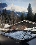 Stoke Cabin by Revelstoke Vacations