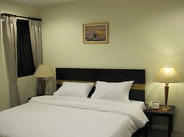The Bang Khun Phrom Suites