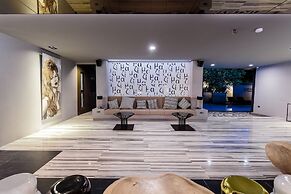 MAZI Design Hotel by Kalima