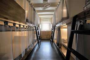 3Howw Hostel at Sukhumvit 21