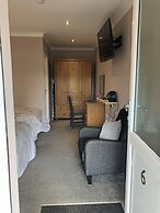The New Inn Motel