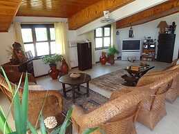 Roc Heights Lodge