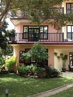 Roc Heights Lodge