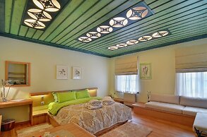 Dilofo Hotel Luxury Suites