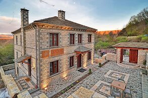 Dilofo Hotel Luxury Suites