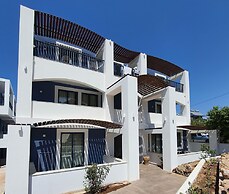 Eleni Beach Hotel