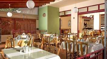 Eleni Beach Hotel