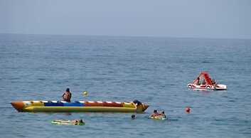Eleni Beach Hotel