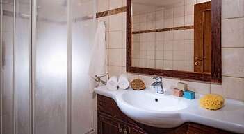 Eleni Beach Hotel