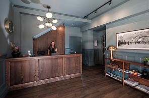 Kaslo Hotel