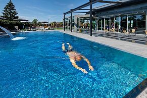 Hotel Aura Design & Garden Pool